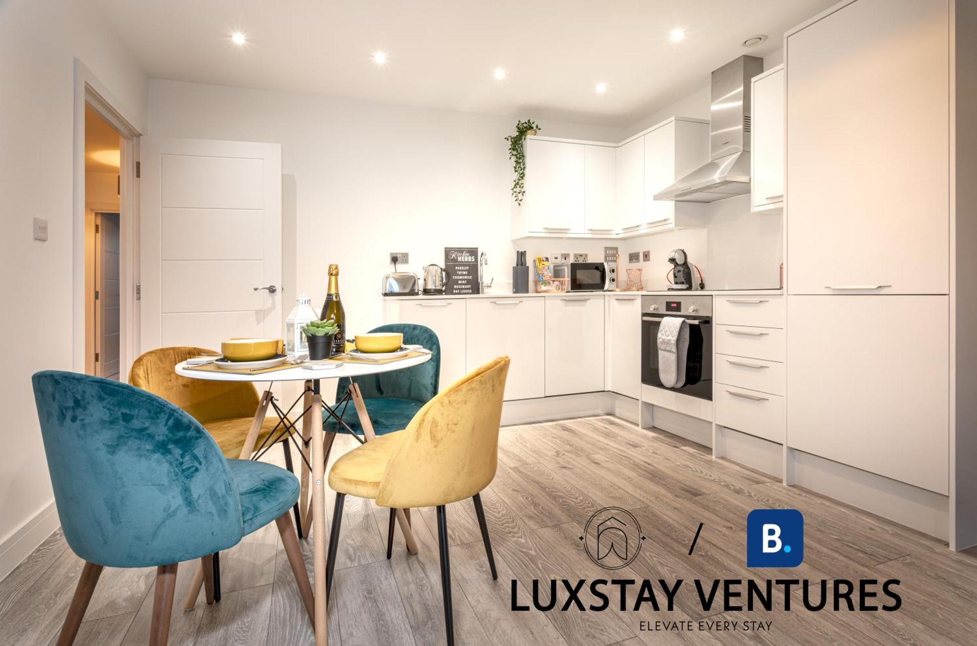 Ideal Family & Business Stay! 2 Min To Station, 10 Min To Harry Potter, 30 Min To London Euston & Free Parking! Watford  Exterior photo